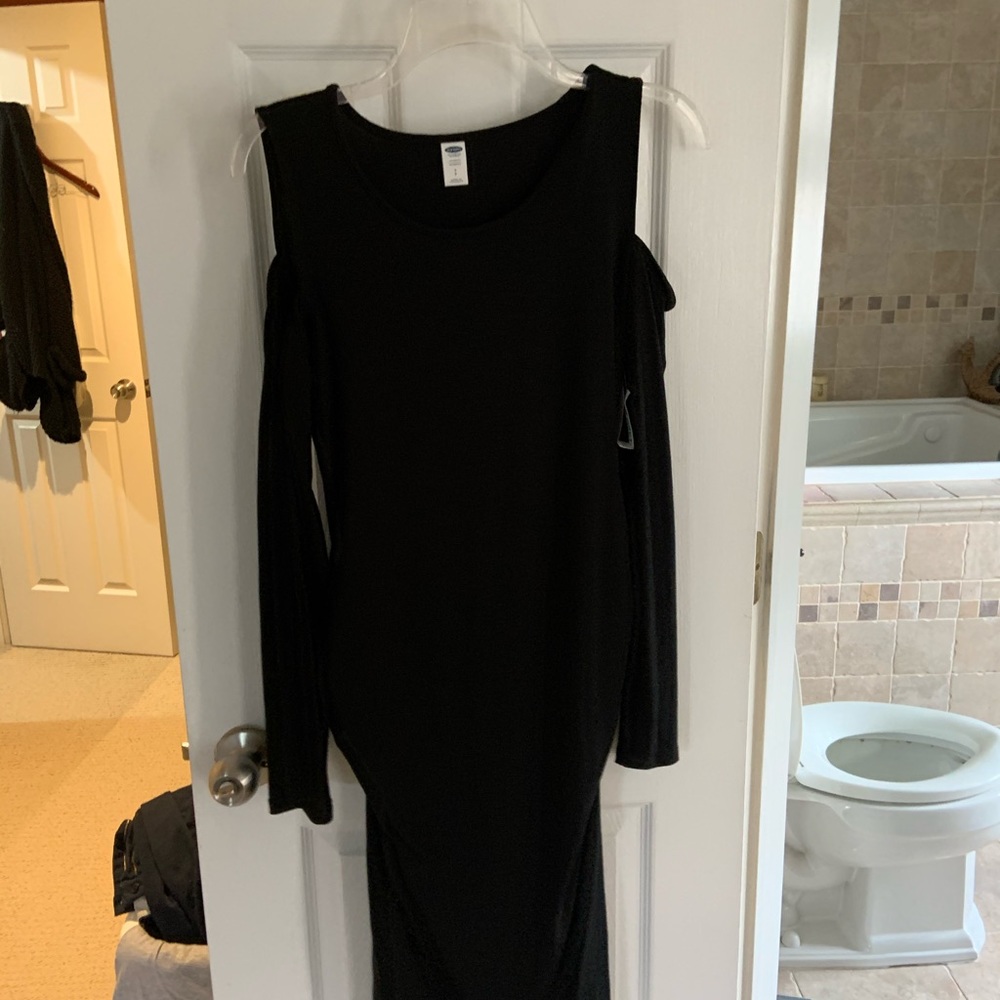 Size small maternity black dress